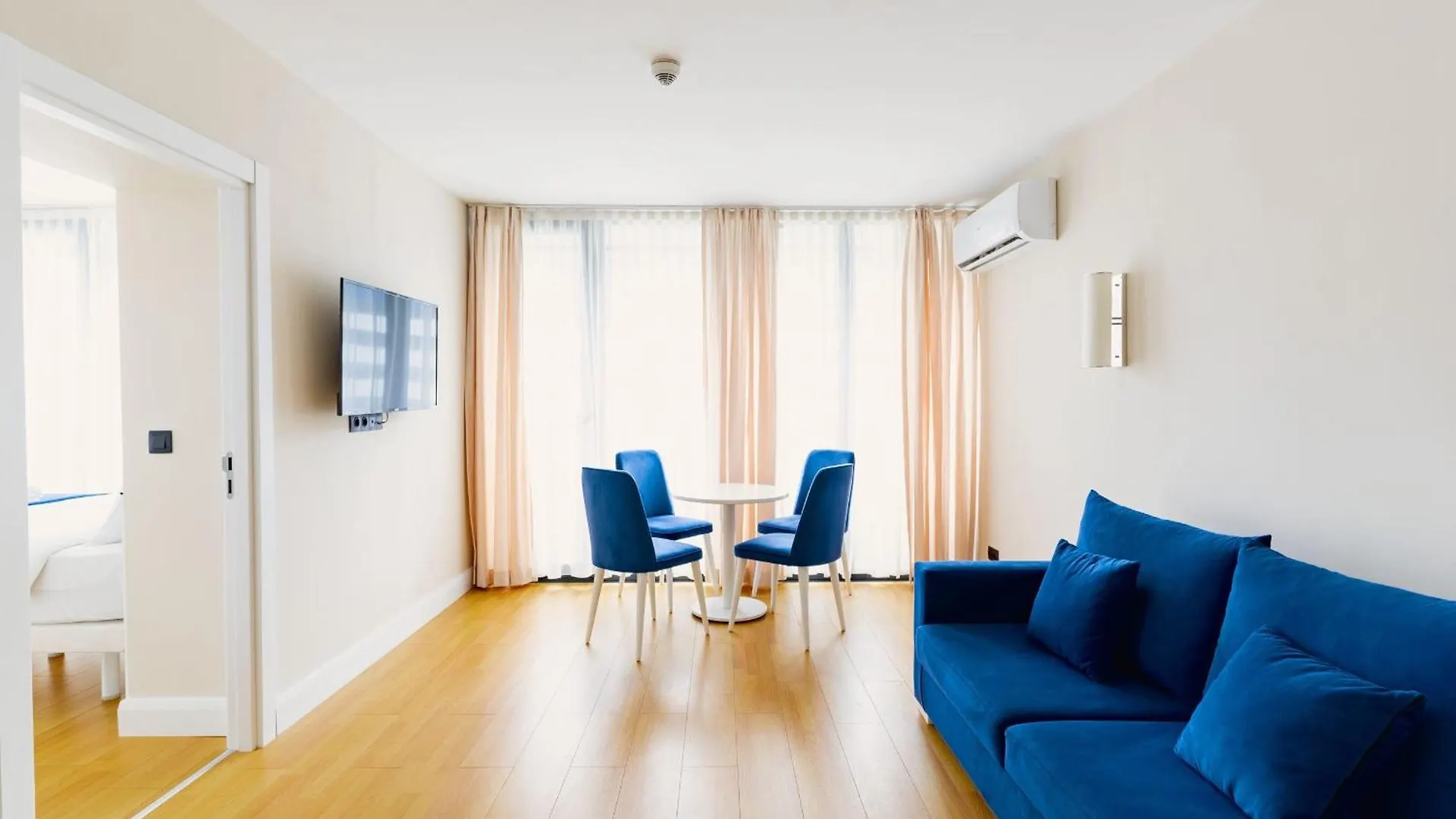 Elegance Sea View Aparthotel In Orbi City Batumi Gruzie